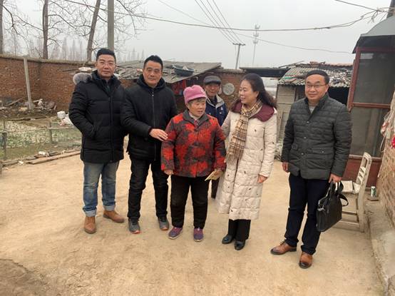 马玲副书记一行赴铜山区大许镇麻沟村走访慰问